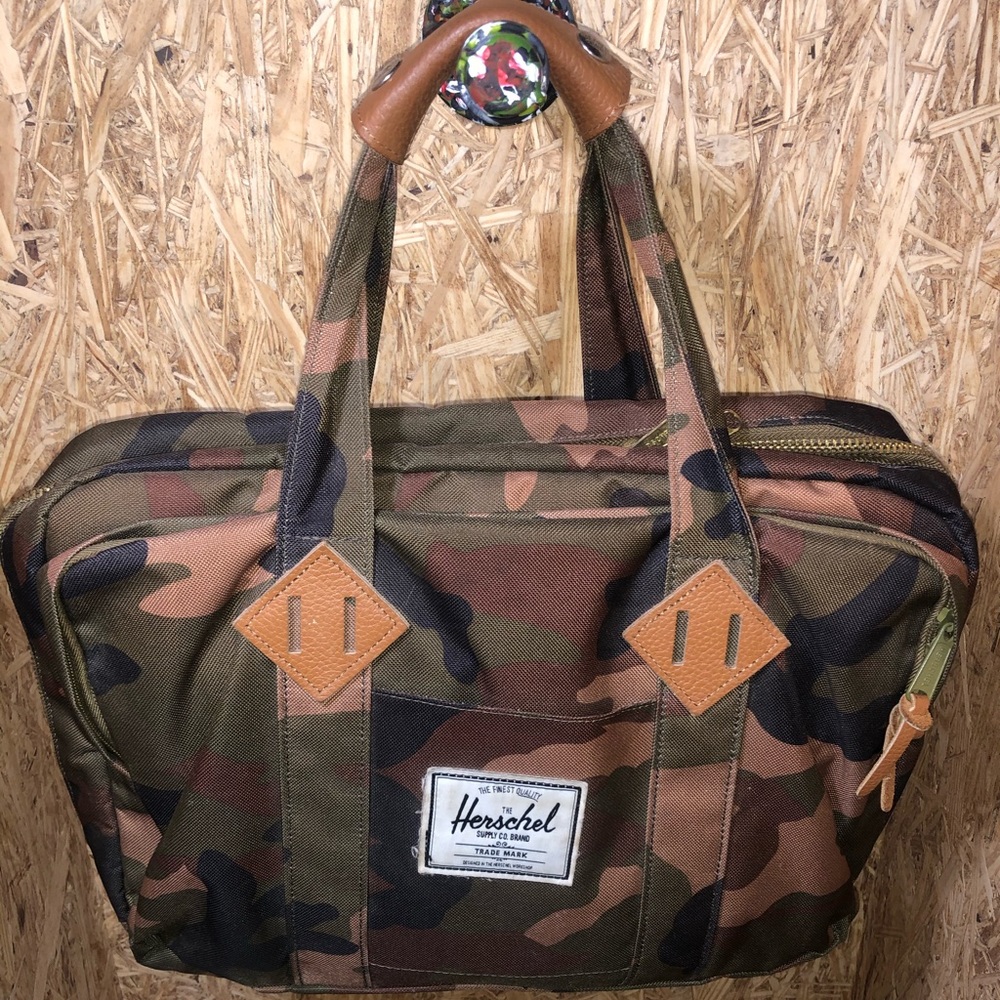 Herschel Supply Bag
